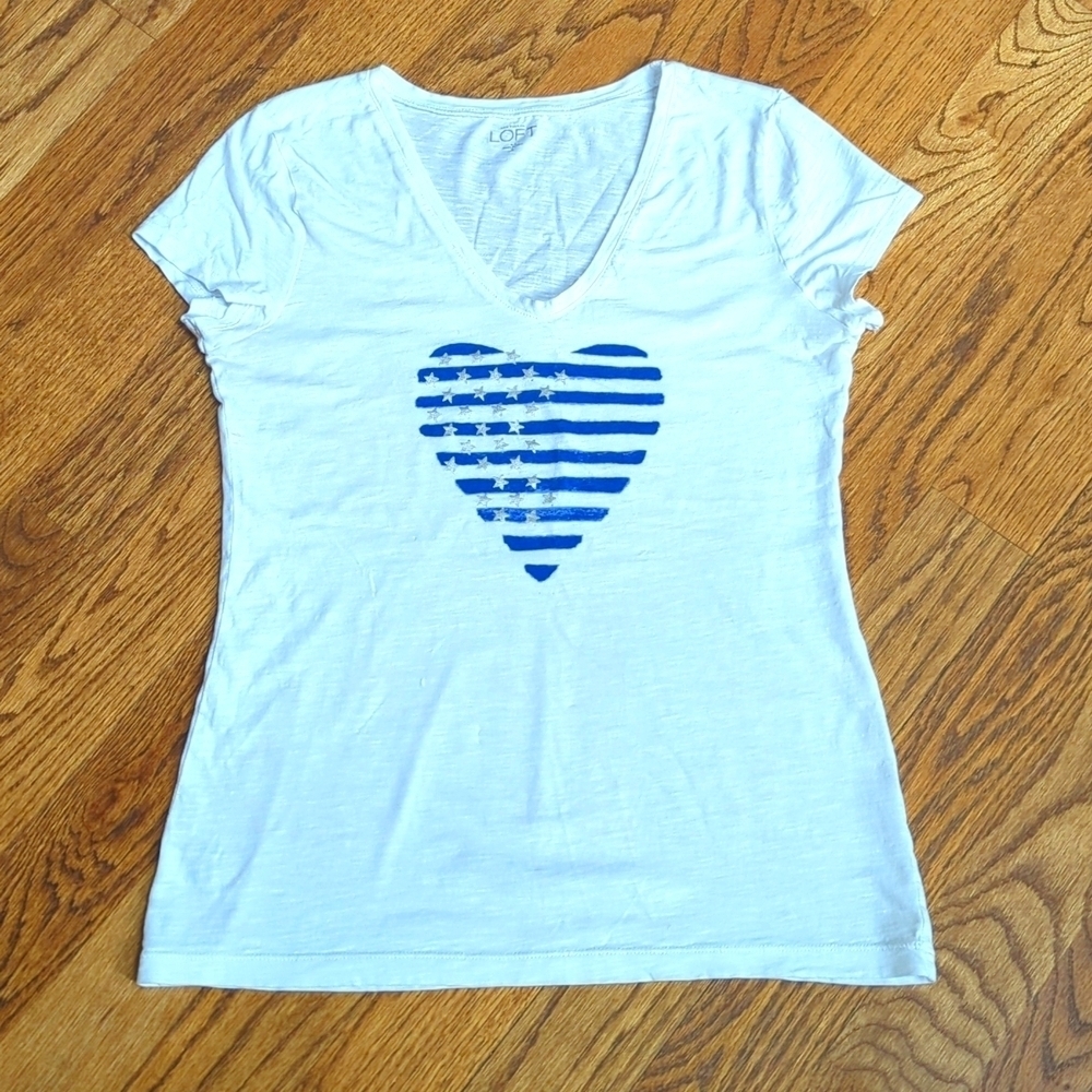 LOFT T-Shirt Blue Heart Flag with Silver Stars Size Small Lightweight